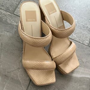 Dolce Vita Beige Textured Heels